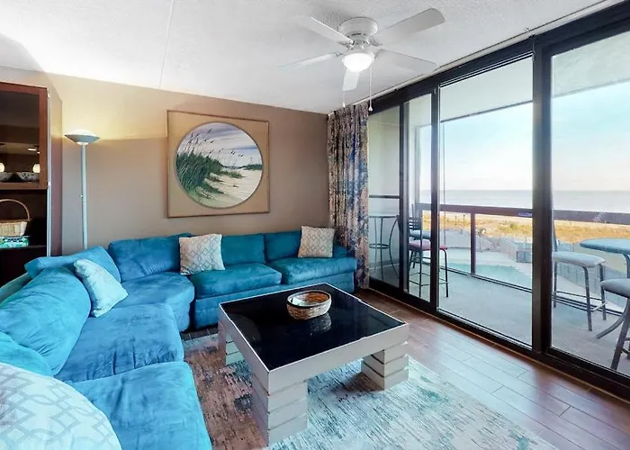 In Great Location With Unparalleled Views Ac Pools Gym & Sauna *
