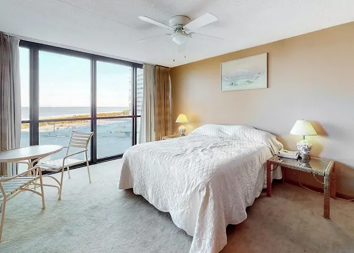 In Great Location With Unparalleled Views Ac Pools Gym & Sauna Holiday home *