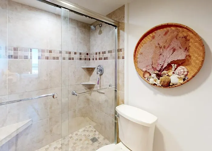 In Great Location With Unparalleled Views Ac Pools Gym & Sauna