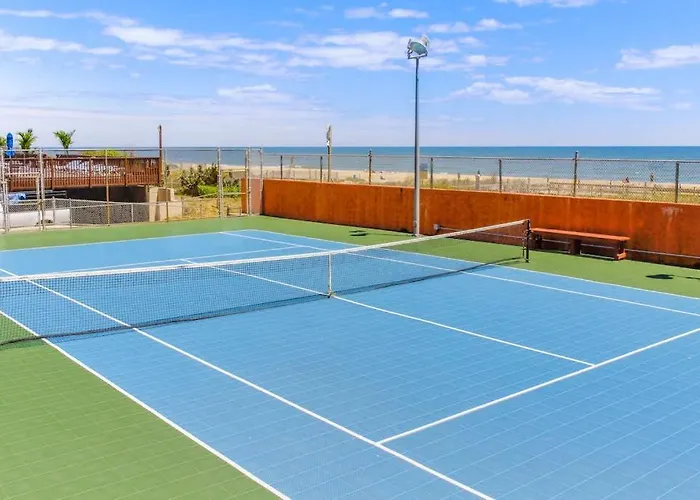 In Great Location With Unparalleled Views Ac Pools Gym & Sauna